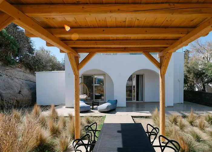 Βίλα Blue Zircon *