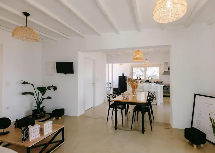 Blue Zircon فيلة *